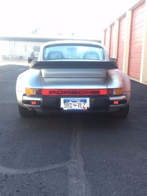 1971 Silver Porsche 911 Coupe