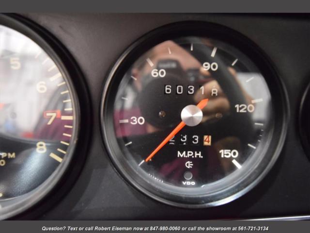 1971 Orange Porsche 911 --