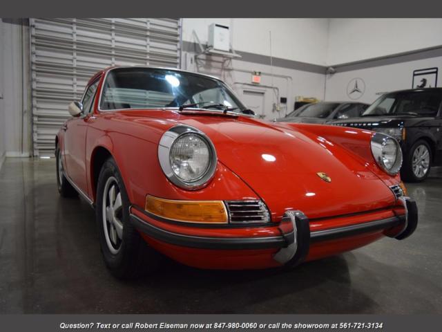1971 Orange Porsche 911 --