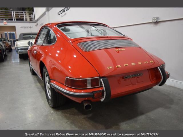 1971 Orange Porsche 911 --