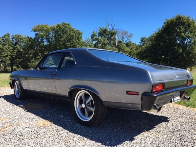 1971 Silver Chevrolet Nova