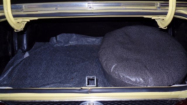 1971 Yellow Ford Mustang Other