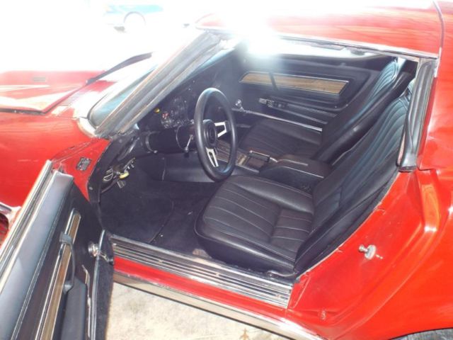 1971 Red Chevrolet Corvette Coupe