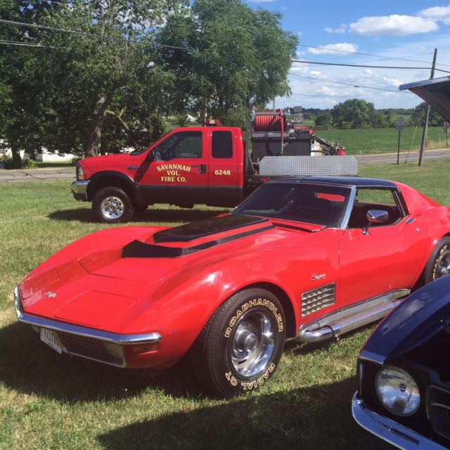 1971 Red Chevrolet Corvette Coupe
