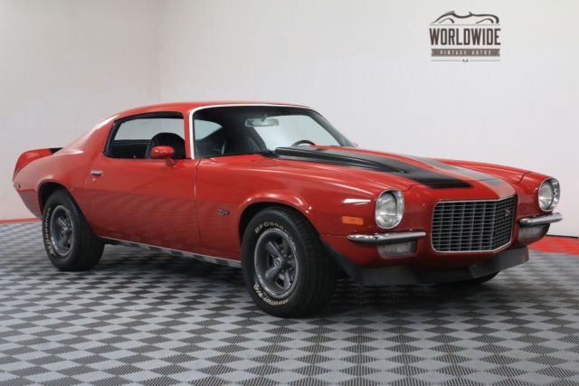 1971 Red Chevrolet Camaro