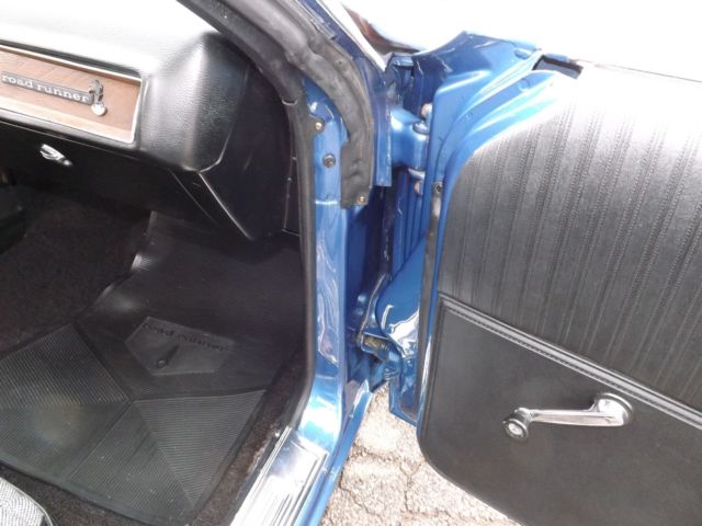 1971 Blue Plymouth Road Runner Coupe