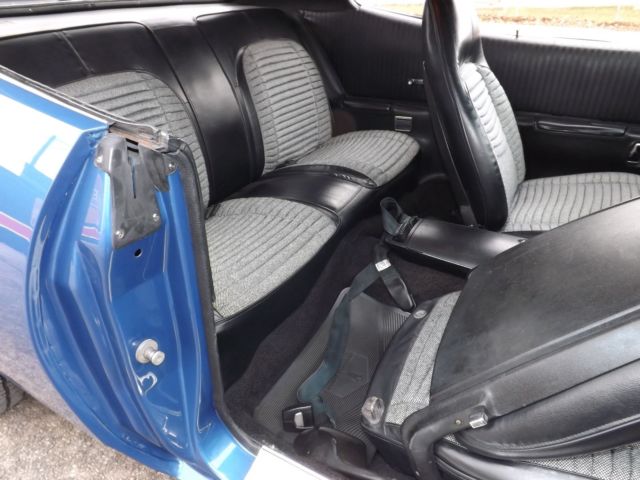 1971 Blue Plymouth Road Runner Coupe