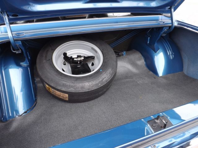 1971 Blue Plymouth Road Runner Coupe