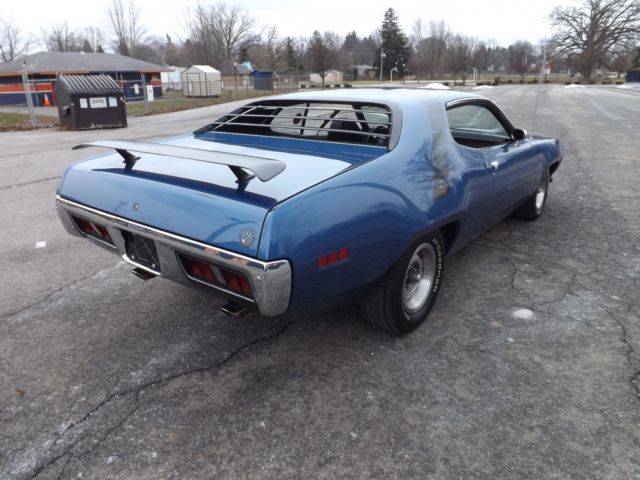 1971 Blue Plymouth Road Runner Coupe