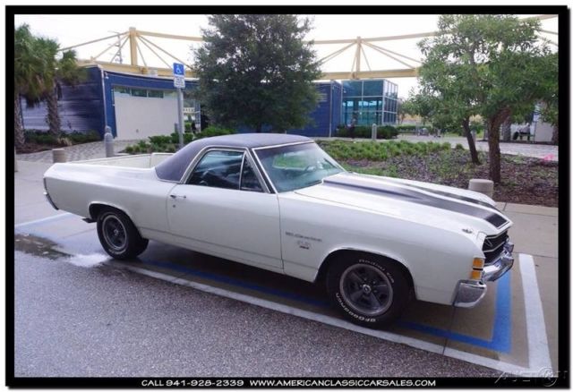 1971 White Chevrolet El Camino