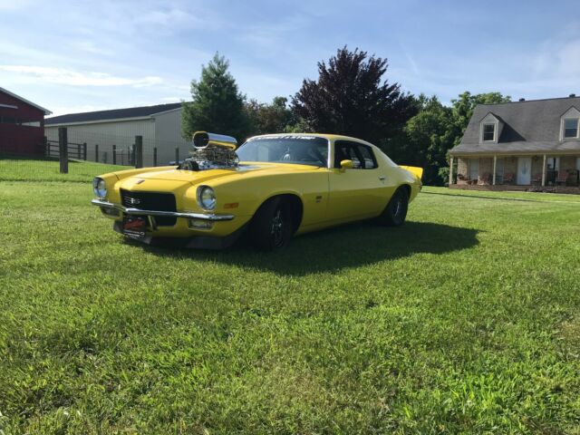 1971 Yellow Chevrolet Camaro