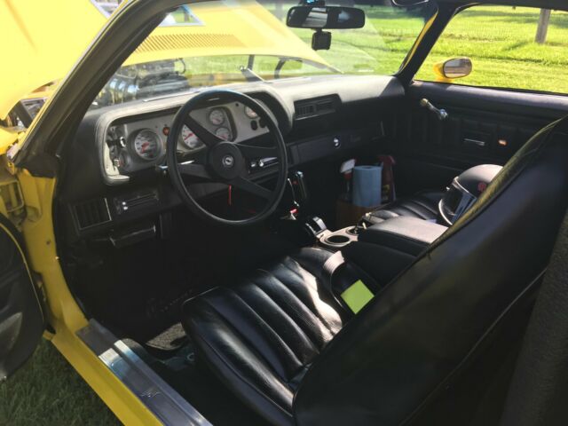 1971 Yellow Chevrolet Camaro