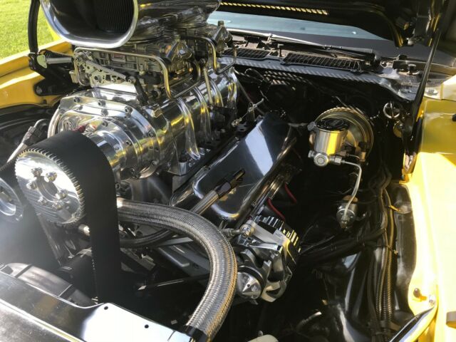 1971 Yellow Chevrolet Camaro