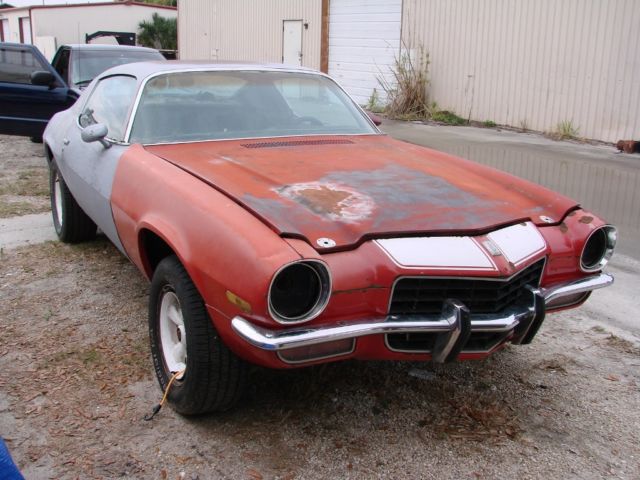 1971 Lime Green Chevrolet Camaro Coupe