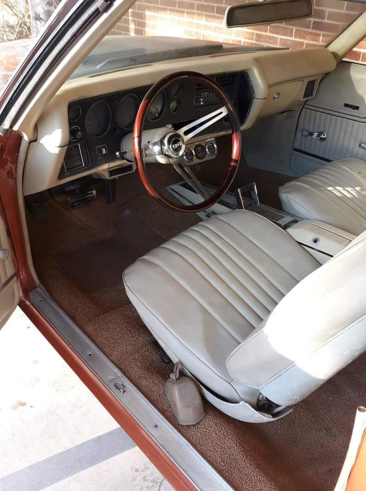 1971 Orange Chevrolet Chevelle Coupe