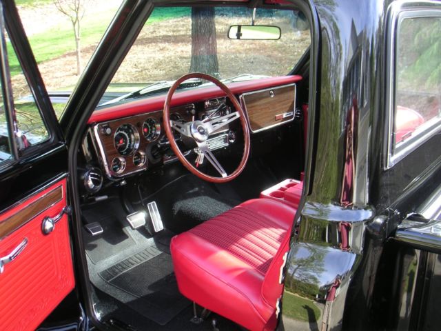 1971 Black Chevrolet C-10 Stepside