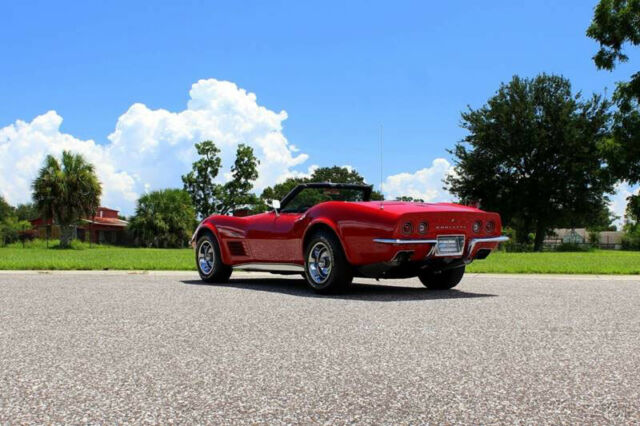 1971 Red Chevrolet Corvette