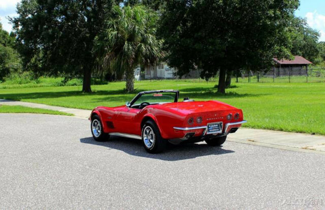 1971 Red Chevrolet Corvette