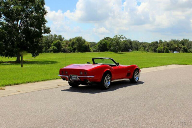 1971 Red Chevrolet Corvette