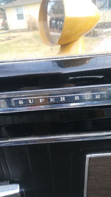 1971 Yellow Dodge Super bee valiant Coupe