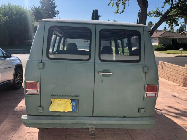 1971 Green Chevrolet G20 Van Standard Passenger Van