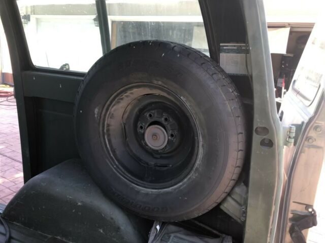 1971 Green Chevrolet G20 Van Standard Passenger Van