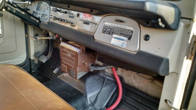 1971 Tan Toyota FJ Cruiser