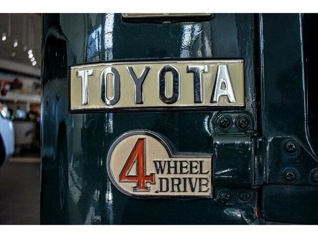 1971 Green Toyota FJ Cruiser --