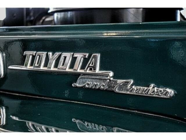 1971 Green Toyota FJ Cruiser --