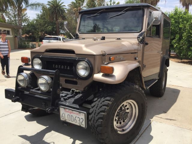 1971 Gray Toyota FJ Cruiser FJ40