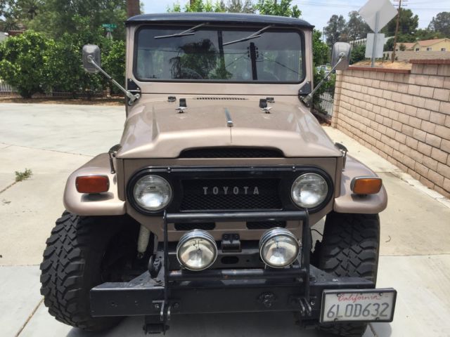 1971 Gray Toyota FJ Cruiser FJ40