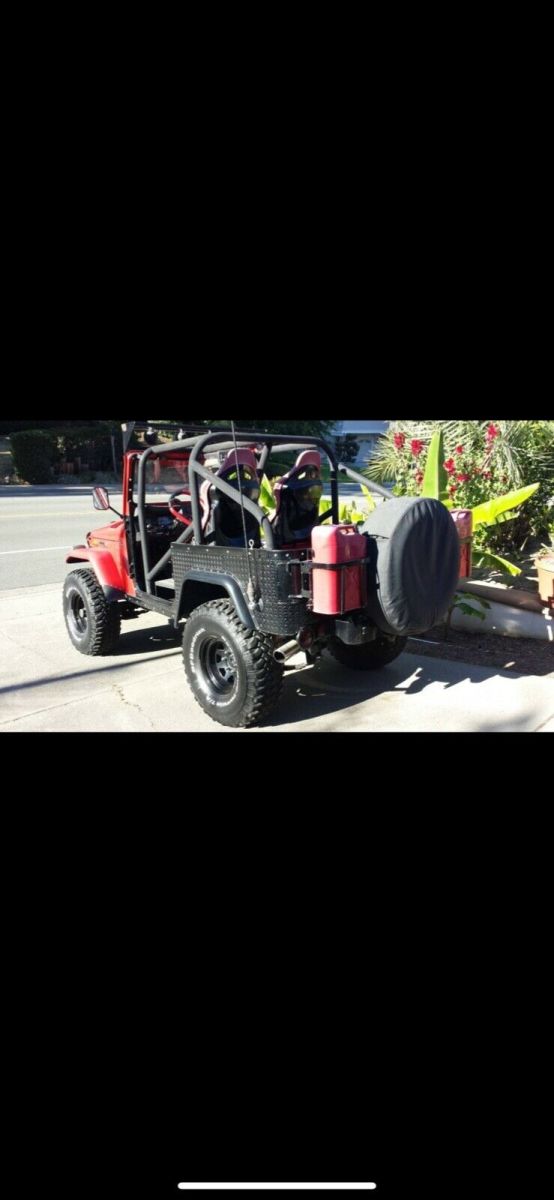 1971 Blue Toyota FJ Cruiser SUV