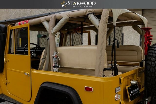 1971 Yellow Toyota FJ Cruiser FJ-40