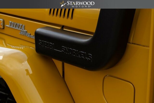 1971 Yellow Toyota FJ Cruiser FJ-40