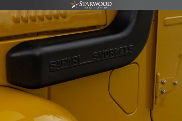 1971 Yellow Toyota FJ Cruiser FJ-40