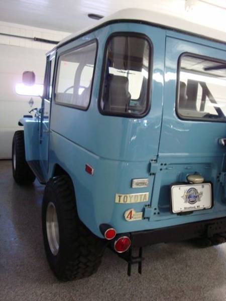 1971 Blue Toyota FJ Cruiser SUV