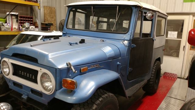 1971 Blue Toyota FJ Cruiser Convertible
