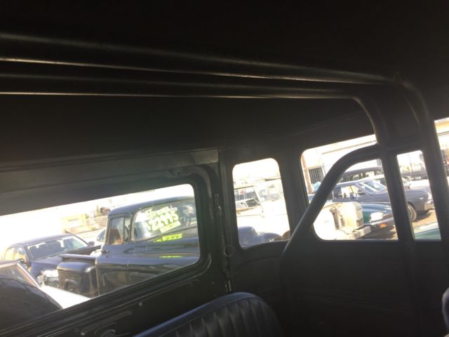 1971 White Toyota Land Cruiser SUV