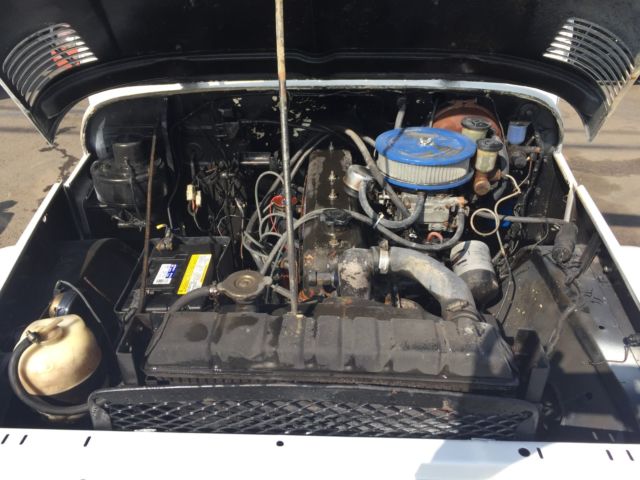 1971 White Toyota Land Cruiser SUV