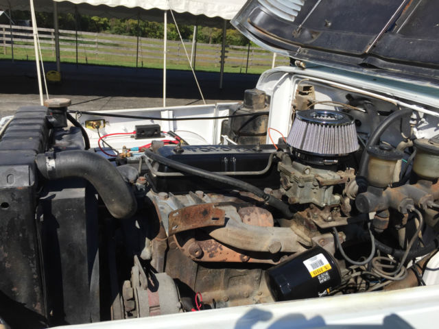 1971 White Toyota Land Cruiser