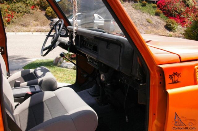 1971 orange Toyota FJ Cruiser