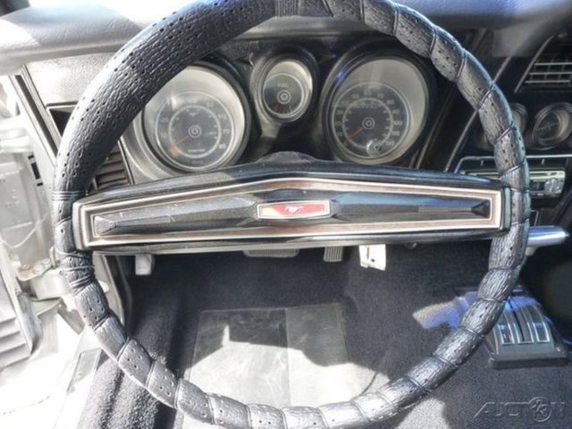 1971 Silver Ford Mustang