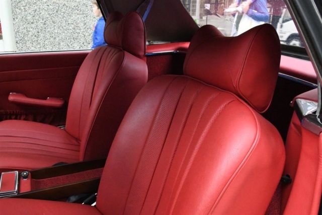 1971 Black Mercedes-Benz 200-Series Convertible