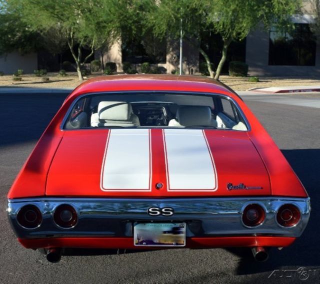 1971 Red Chevrolet Chevelle Coupe