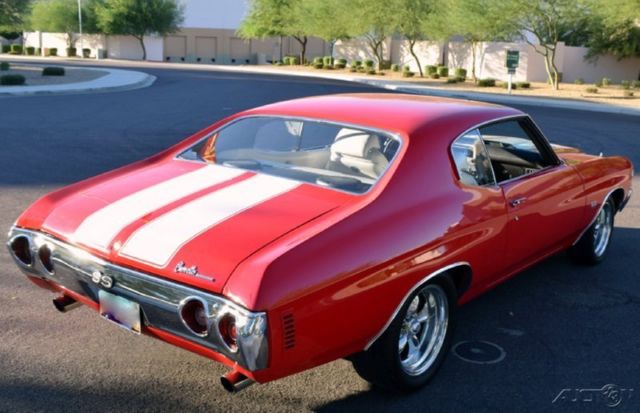 1971 Red Chevrolet Chevelle Coupe