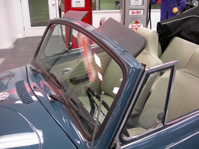 1971 Orange Volkswagen Beetle - Classic Wagon