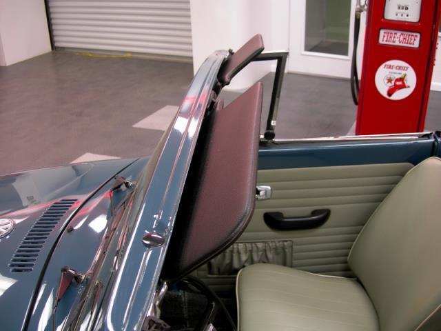 1971 Orange Volkswagen Beetle - Classic Wagon