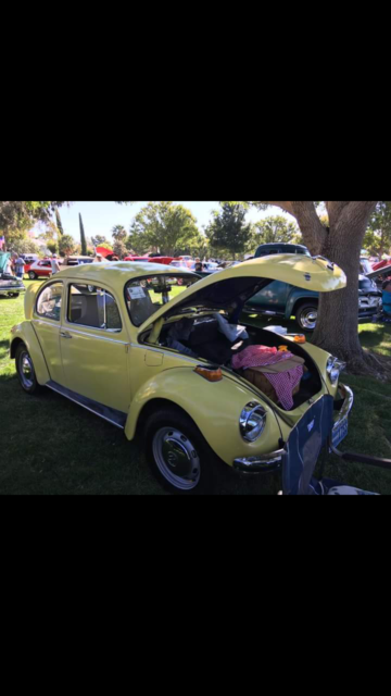 1971 Yellow Volkswagen Beetle - Classic 2 door