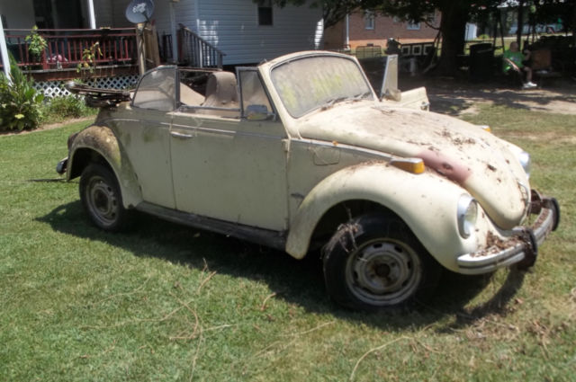 1971 Tan Volkswagen Beetle - Classic Convertible
