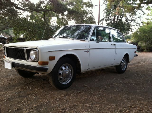1971 White Volvo 142 Two Door
